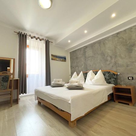 Rooms Valentino Poreč Eksteriør billede