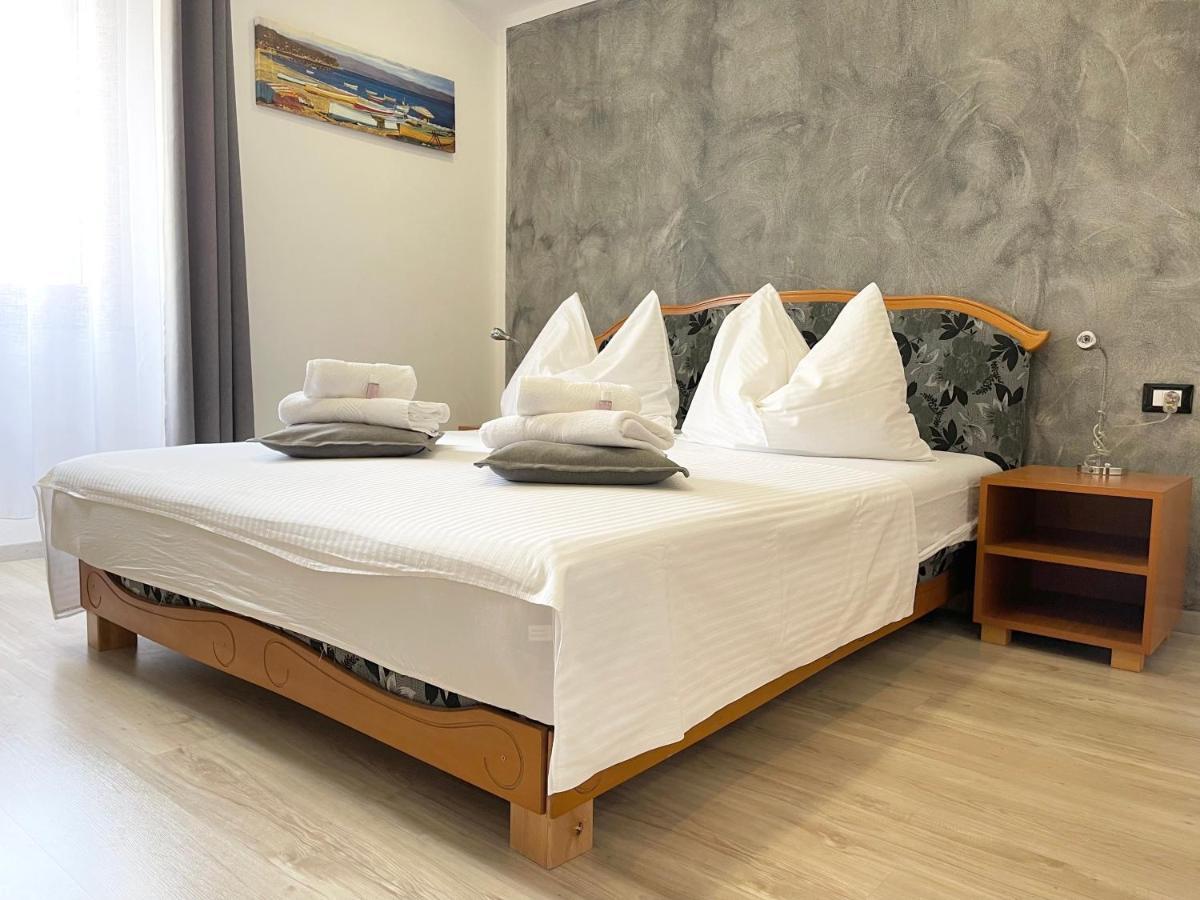 Rooms Valentino Poreč Eksteriør billede