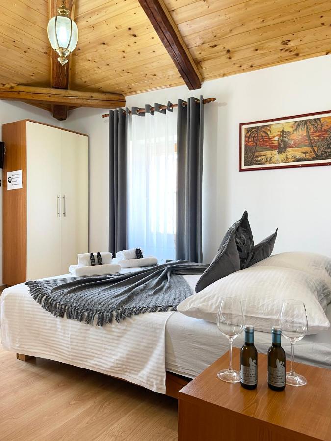 Rooms Valentino Poreč Eksteriør billede