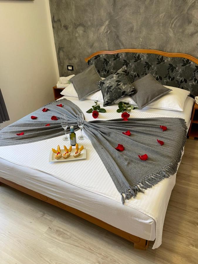 Rooms Valentino Poreč Eksteriør billede